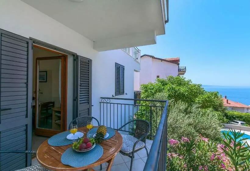 Apartments Ljiljana