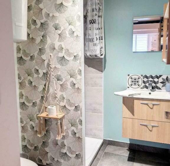 Le Capitaine Port De Castelnaudary Avec Box