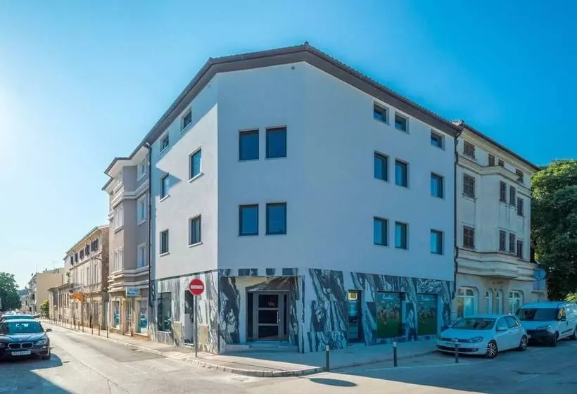 Exclusive City Apartments