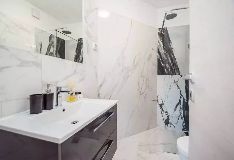 Exclusive City Apartments