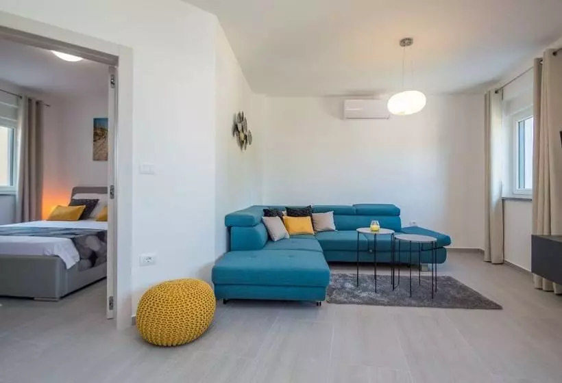 Exclusive City Apartments