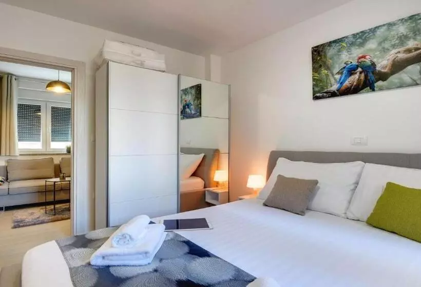 Exclusive City Apartments