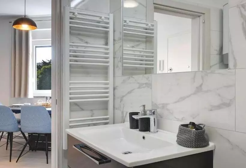 Exclusive City Apartments