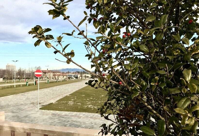 هتل Camping Verona Village