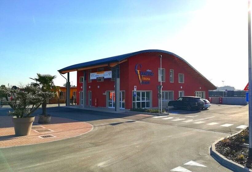 هتل Camping Verona Village