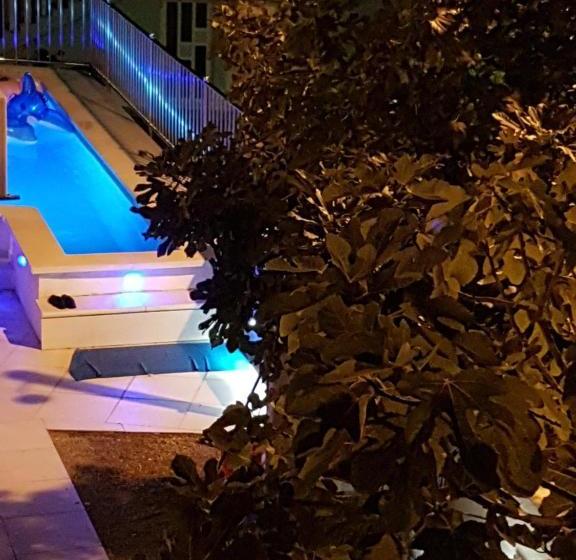 Villa Pinky And Superior Trogir