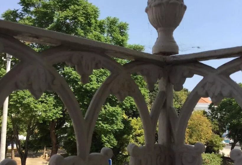 Majatalo Temple Suites Guesthouse