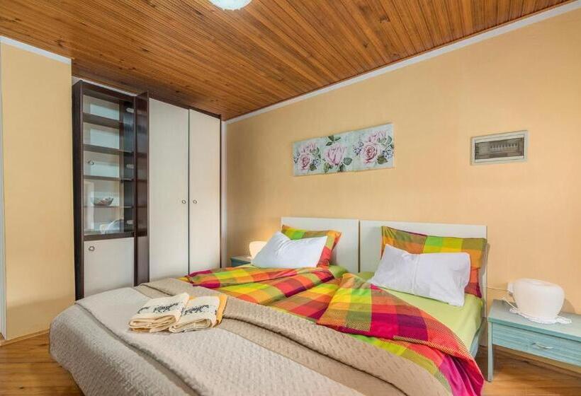 Apartments Ana Vodnjan