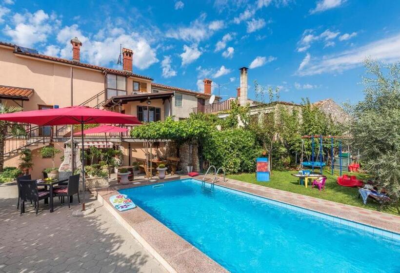 Apartments Ana Vodnjan