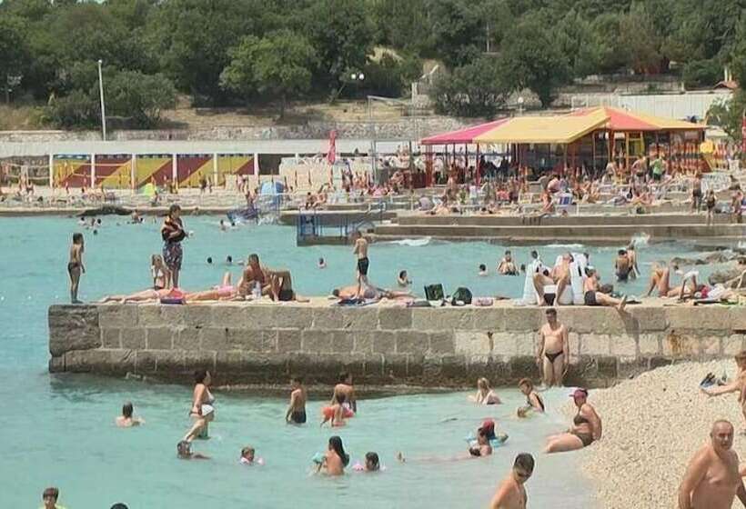 Apartments Gorana Novi V