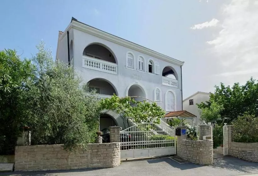 Apartments Udovicic Hh
