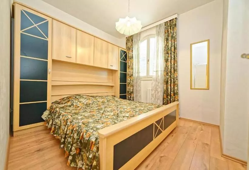 Apartments Udovicic Hh