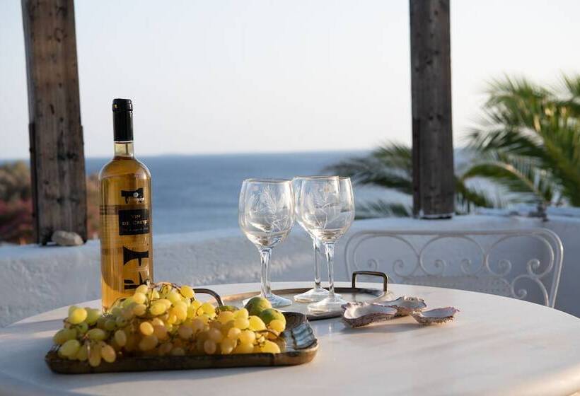 Margarita Apartments