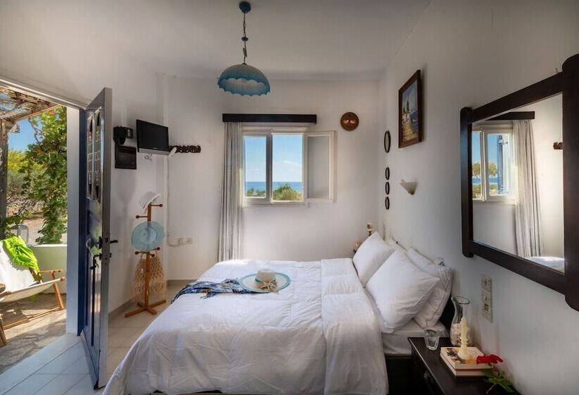 Margarita Apartments