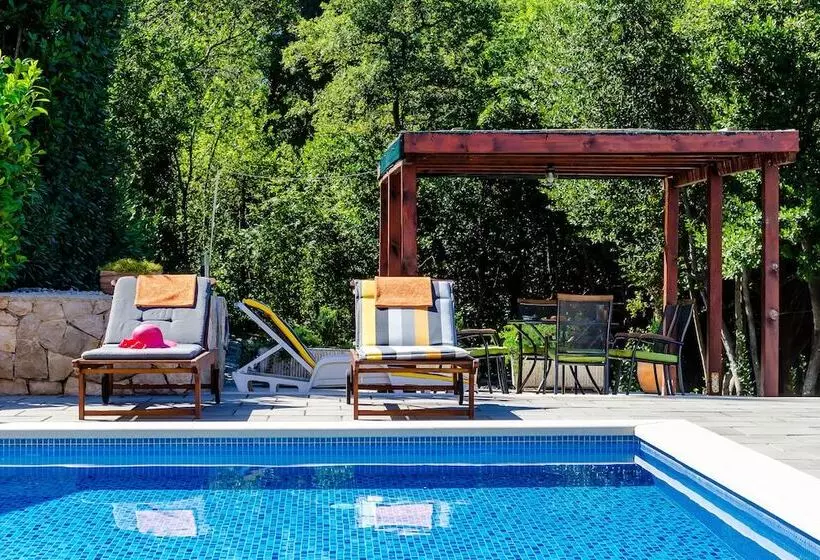 Villa Oasis Cypress