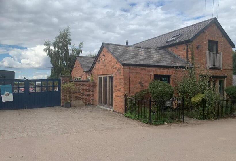 Bybrook Barn Bed & Breakfast