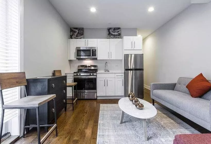 Comfy Executives Studio