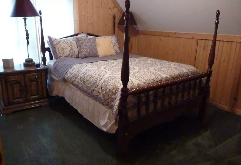Horseshow Hideaway – Pet Friendly Cabin, 7 Minutes To Tiec