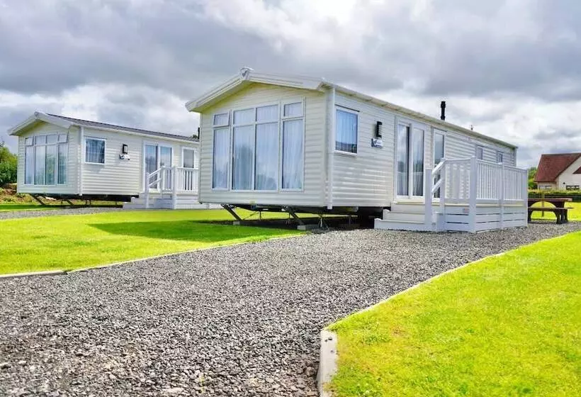Linwater Holiday Park