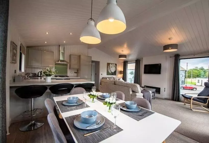 Linwater Holiday Park