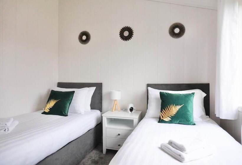 Linwater Holiday Park