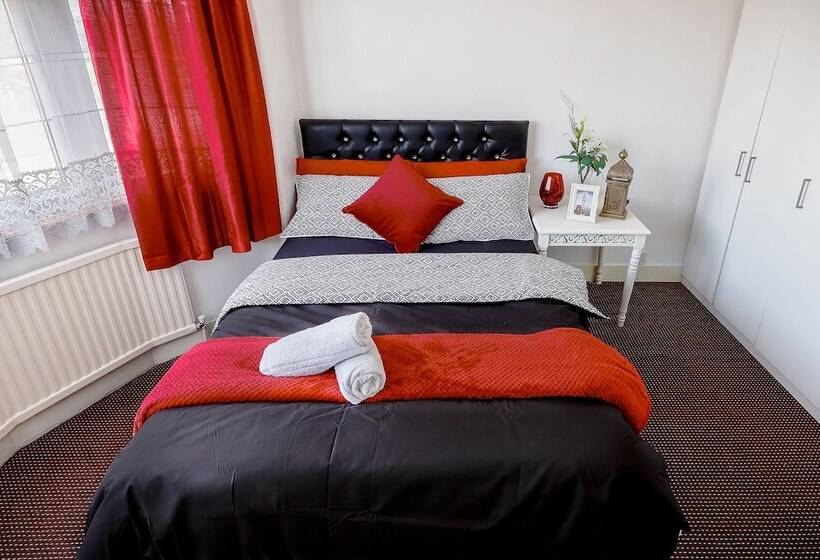 بنسيون Barking Guest House