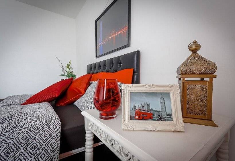 بنسيون Barking Guest House