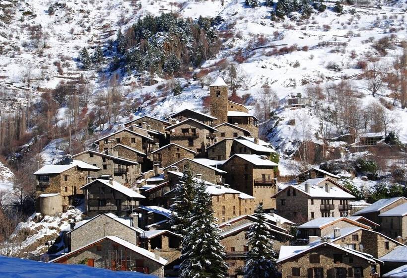 بنسيون Hostal La Font