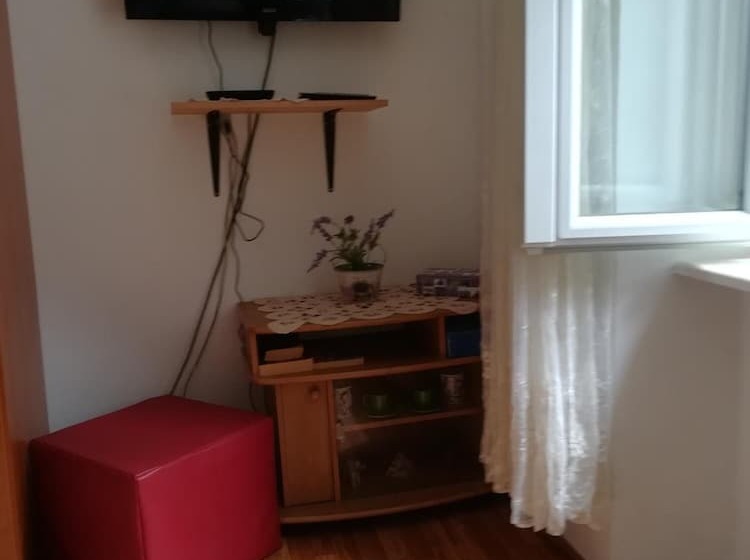 Panzió Inchy Accommodation