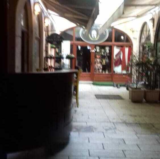 Panzió Inchy Accommodation