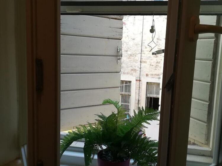 Panzió Inchy Accommodation