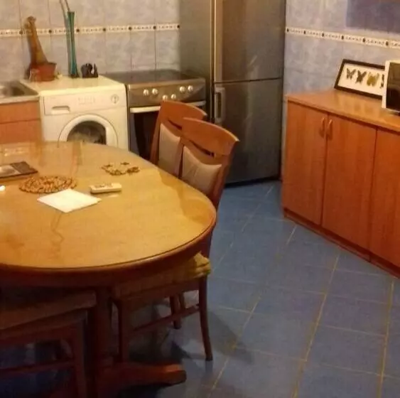 پانسیون Inchy Accommodation