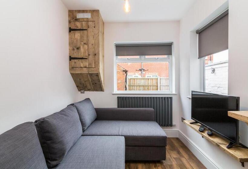 ペンション Salisbury Street Guesthouse