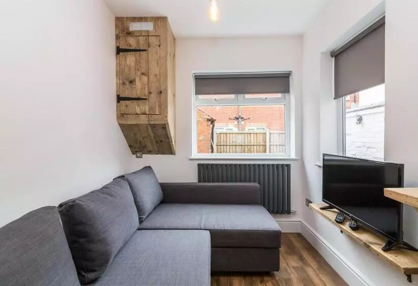 Majatalo Salisbury Street Guesthouse