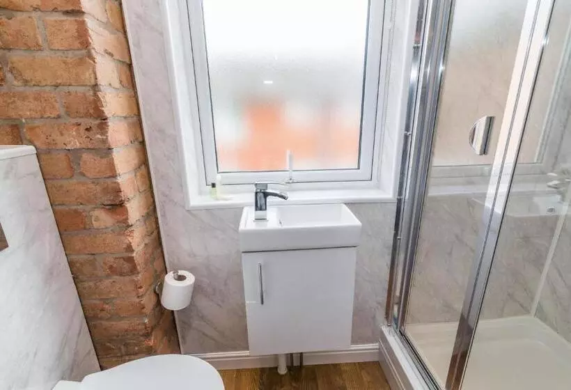 Majatalo Salisbury Street Guesthouse