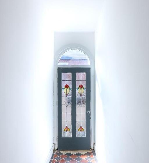 ペンション Salisbury Street Guesthouse