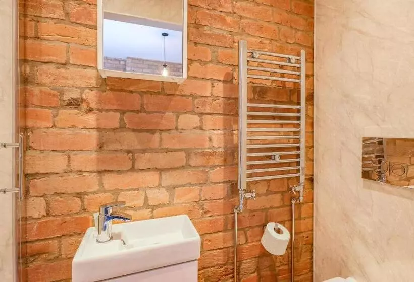 Majatalo Salisbury Street Guesthouse