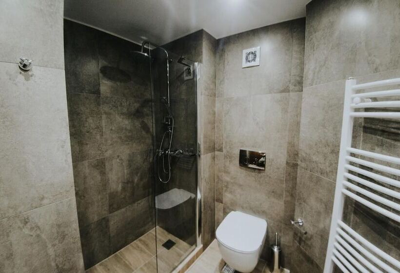 膳宿费 Voulis Attico Rooms & Apartments