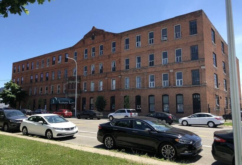 The Botticelli Club Classic