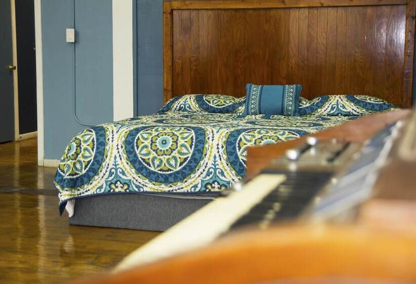 The Botticelli Club Classic