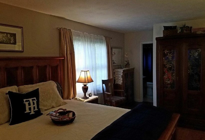 Amos`s_willow_bend_stone_cottage