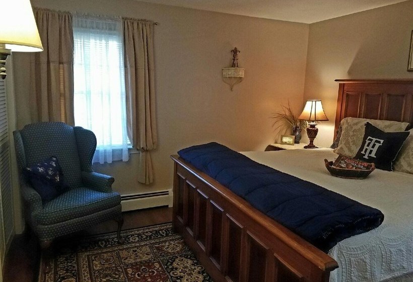 Amos`s_willow_bend_stone_cottage