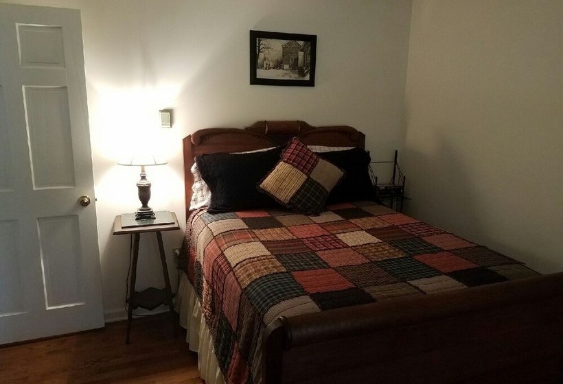 Amos`s_willow_bend_stone_cottage