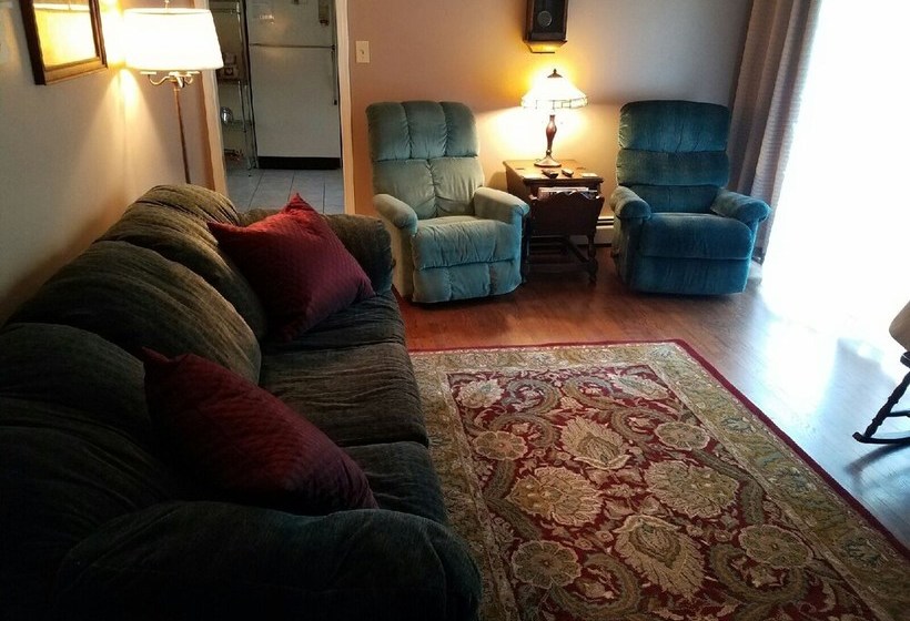 Amos`s_willow_bend_stone_cottage