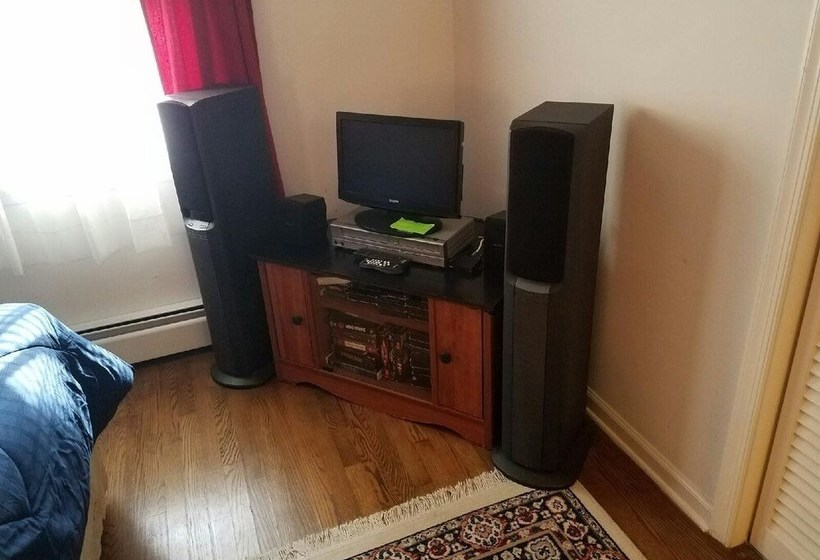 Amos`s_willow_bend_stone_cottage