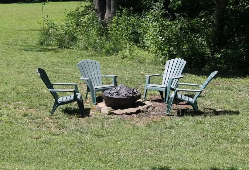 Amos`s_willow_bend_stone_cottage