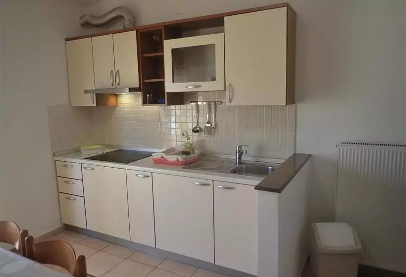 Apartments Pjer