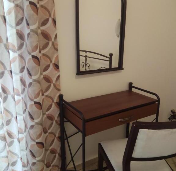 בית מלון כפרי Omiros