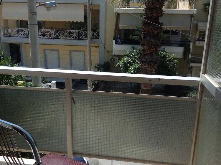 בית מלון כפרי Omiros