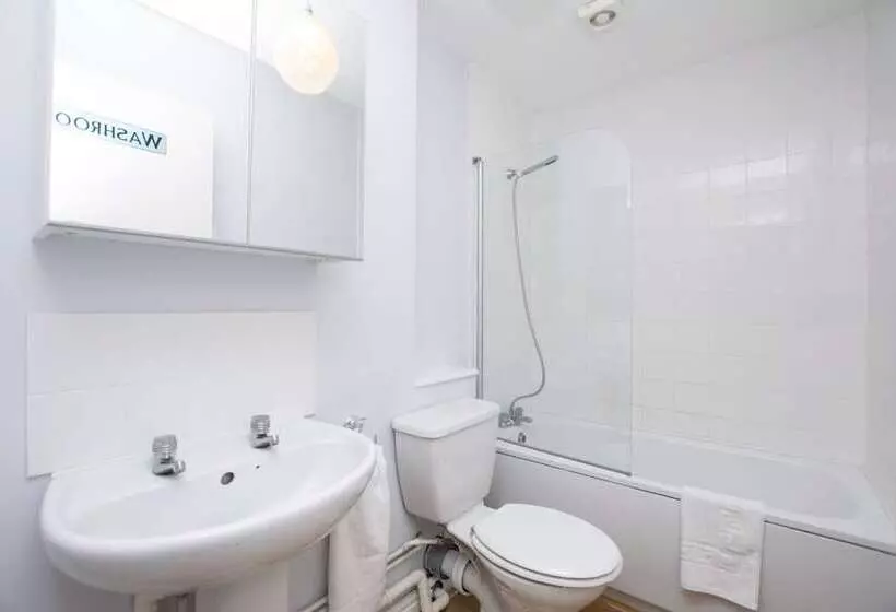Large Garden Apartment Central Bristol